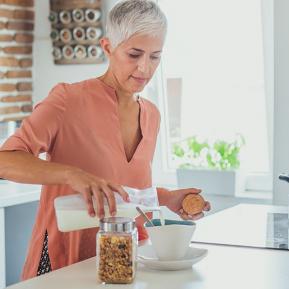 Alimentacion en la Menopausia – proteinas en el desayuno – Meritene Proactive